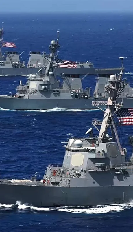 Hay indicios de que varios buques de guerra estadounidenses se estarían posicionando afuera de aguas territoriales venezolanas.