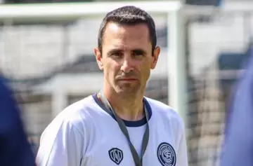 Un ex DT de Independiente Rivadavia dirigirá en India