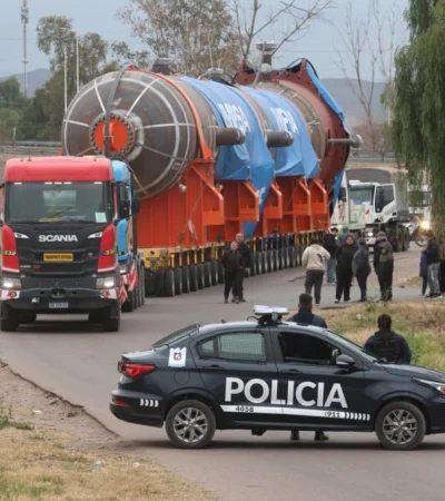 El traslado es todo un desafío para las rutas provinciales de Mendoza.