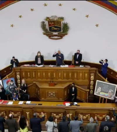 Los legisladores leales a Maduro se pronunciaron enérgicamente en contra de Estados Unidos.