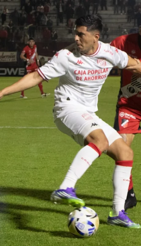 El Cruzado no pudo ante el Ciruja.