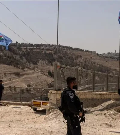 Los ministros colonos del gabinete de Netanyahu presionan fuertemente para crear más asentamientos en Palestina.