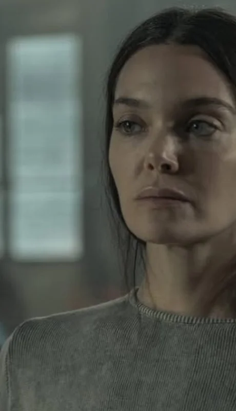 Ana Rujas en En el barro, de Netflix.