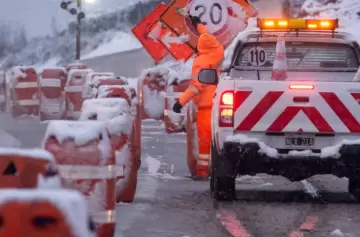 Mendoza, con Zonda y un frente frío con temporal de nieve en alta montaña
