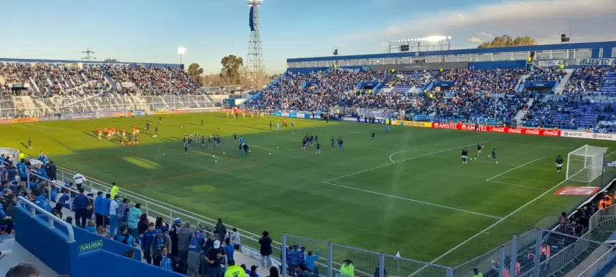 Godoy Cruz y Mineiro, cara a cara por un lugar en cuartos.
