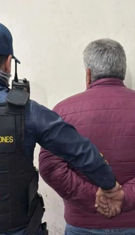 Una de las doce personas detenidas en el procedimiento. (Fuente: Ministerio de Seguridad y Justicia)