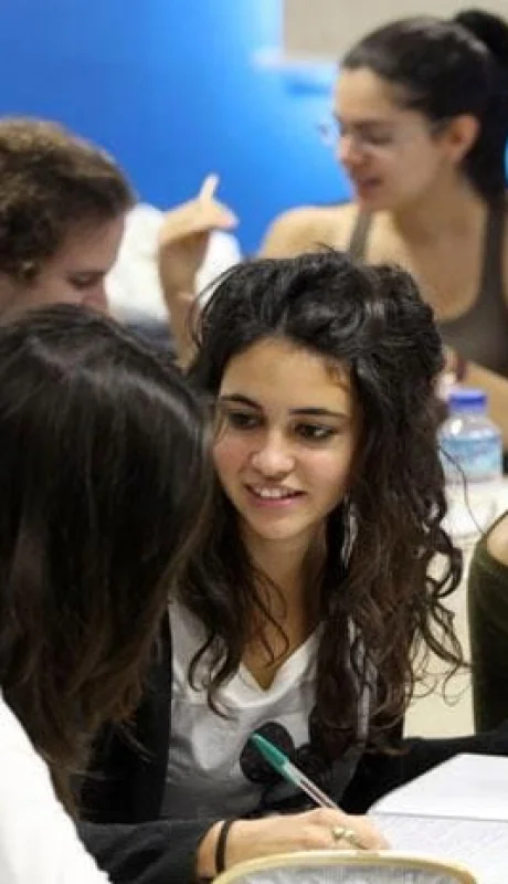 El 75% de los encuestados siente que no van a estar bien preparados para enfrentar el mundo una vez que lleguen a la adultez.