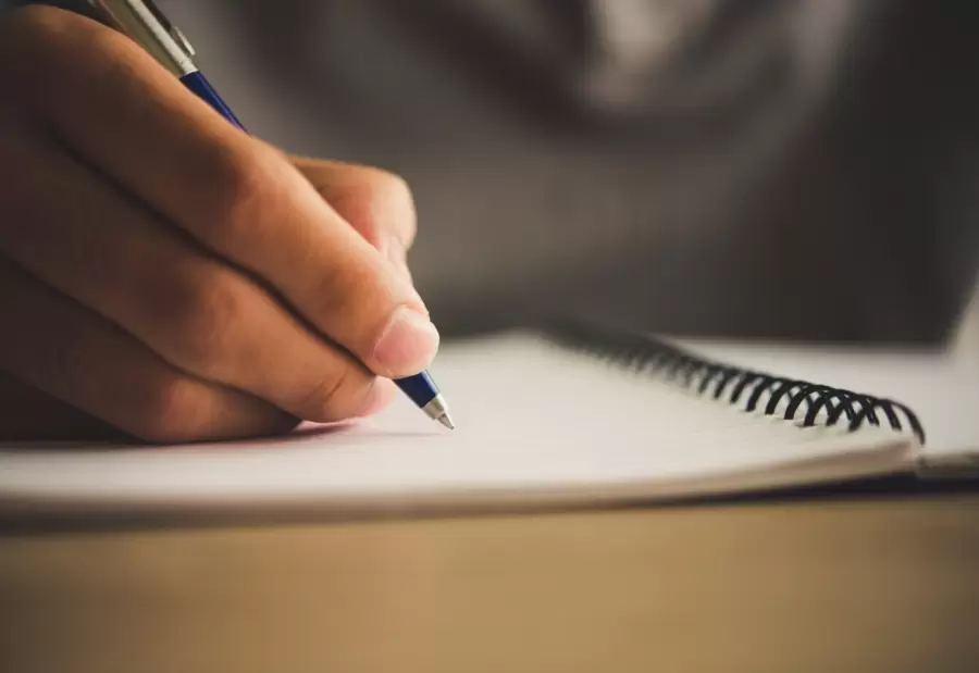 Inseguridad, ganas de hacerse ver... la grafología entiende mejor que los farmacéuticos.