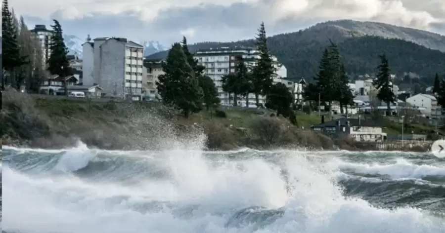 Temporal de viento en Bariloche.