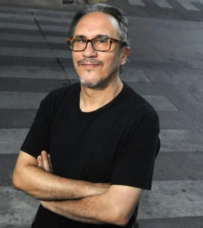 Homenaje a Marciano Cantero.