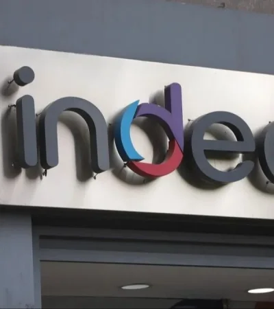 Balanza de pagos: el déficit de cuenta corriente bajó a la mitad en el tercer trimestre