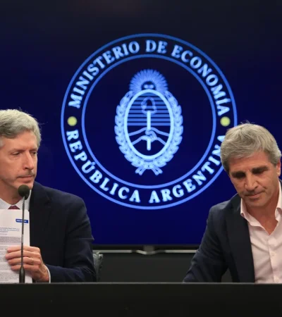 Santiago Bausili y Luis Caputo.