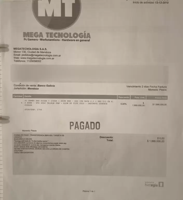 La factura de compra de la computadora/