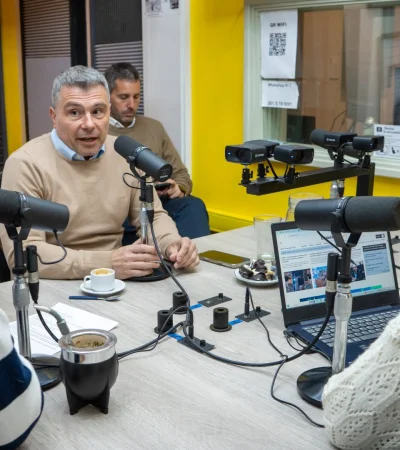 Diego Costarelli en Ciudadano Radio con Gabriel Landart y Rebeca Miranda.