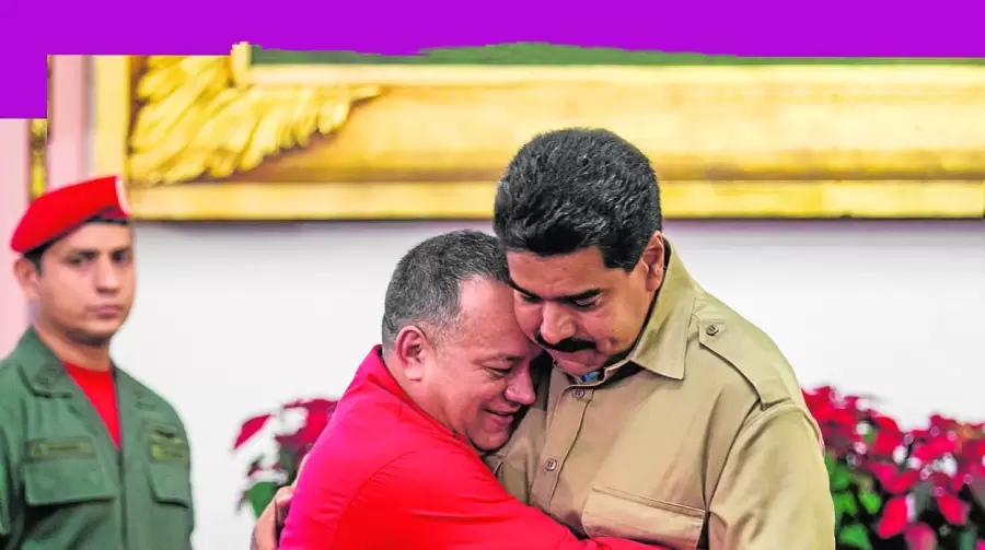 Diosdado Cabello y Nicolás Maduro.