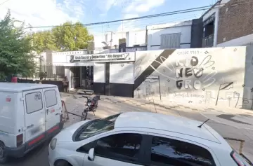 En Rosario, cinco jóvenes que jugaban al fútbol vivieron momentos de terror