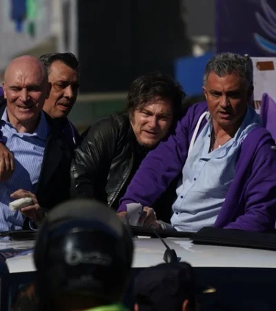 Milei sufrió un ataque en Lomas de Zamora y Espert se fugó en moto