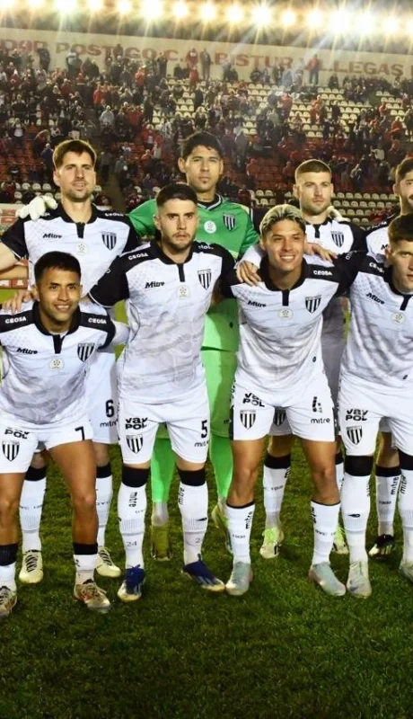 Gimnasia se puso al día en la Primera Nacional.