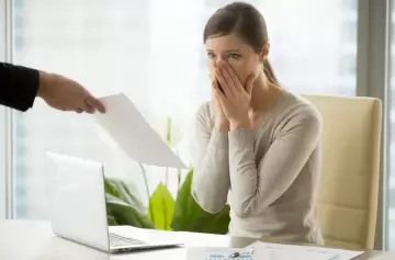 Informe: un tercio de las empresas prevé despidos en lo que resta del año