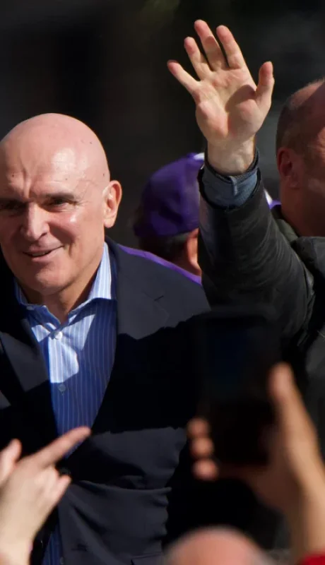 José Luis Espert y Javier Milei en campaña en el interior de la provincia de Buenos Aires. (Foto: NA)