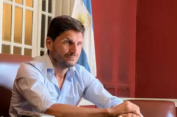 Santa Fe tiene nueva constitución: qué poderes tendrá Maximiliano Pullaro