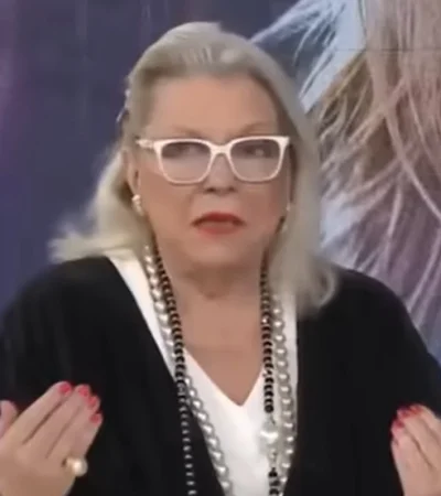 "El insulto y la cuestión perversa es propio de alguien que ha visto mucha pornografía infantil" (E. Carrió)