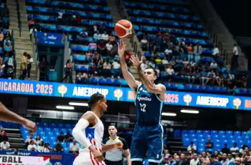 Argentina venció a Puerto Rico en suplementario y está en semifinales de la AmeriCup