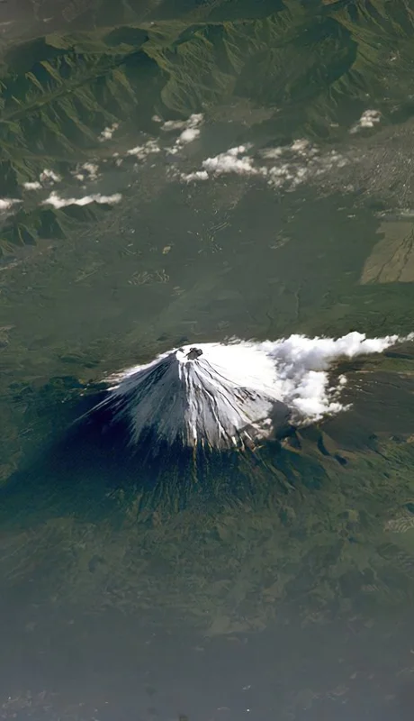 Vista aérea del Monte Fujisan, más conocido como Fujiyama.