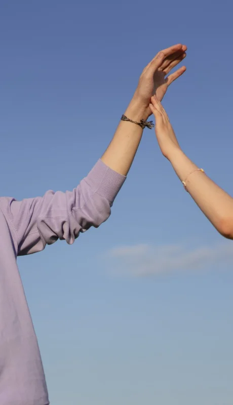 La energía en los vínculos humanos: guía para reconocer magnetismo y dependencia.