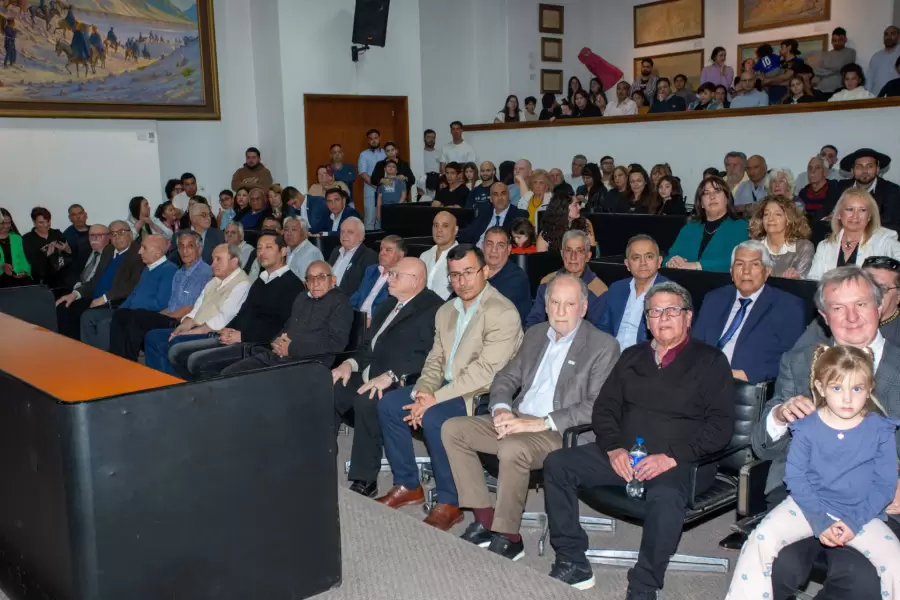 Padres Destacados, hijos, nietos y, en algunos casos, bisnietos.