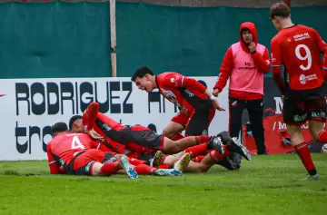 El Deportivo Maipú le puso calor a la fría tarde y bajó al líder Deportivo Madryn