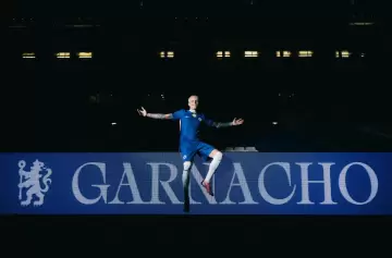 Los futbolistas argentinos fueron protagonistas en el último día del mercado de pases en Europa