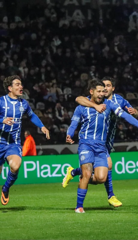 La celebración del Indio Fernández junto a sus compañeros
