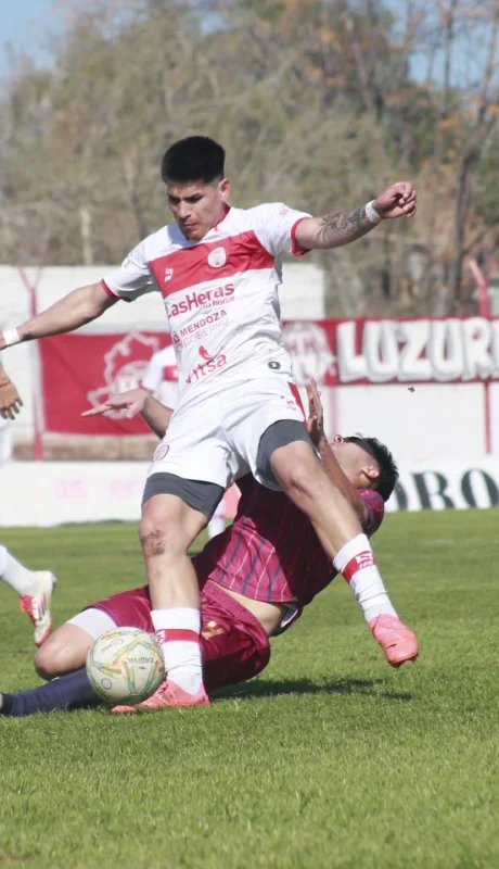 Dura derrota de Huracán como local