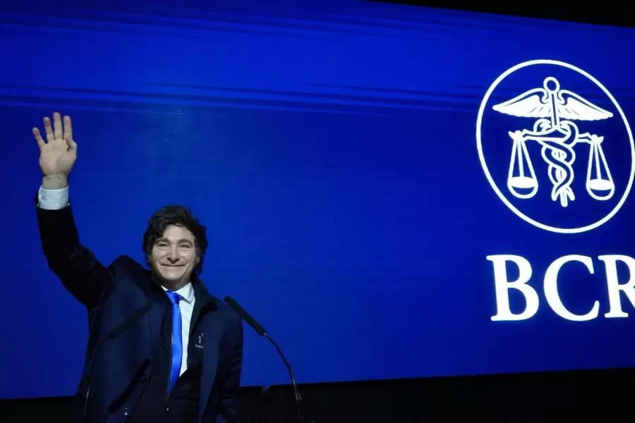 "Haber liberado parcialmente el cepo en abril, antes de una elección en Argentina, y sin reservas, fue muy arriesgado" (S. Menescaldi).