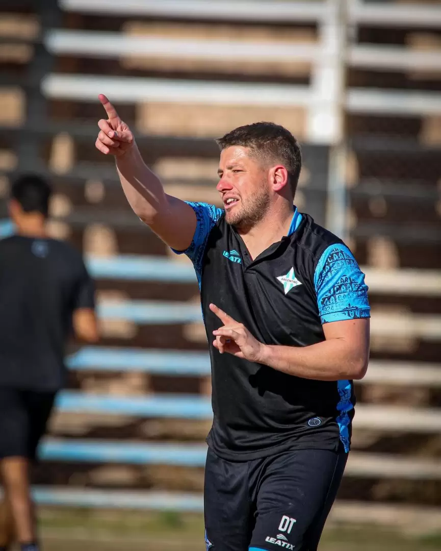 Matías Ligutti, entrenador de Atlético Argentino