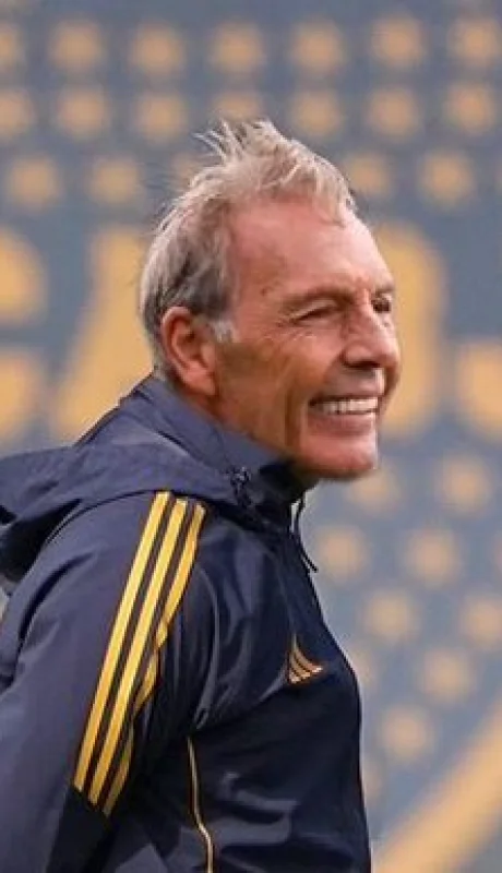 El entrenador se había hecho estudios esta mañana