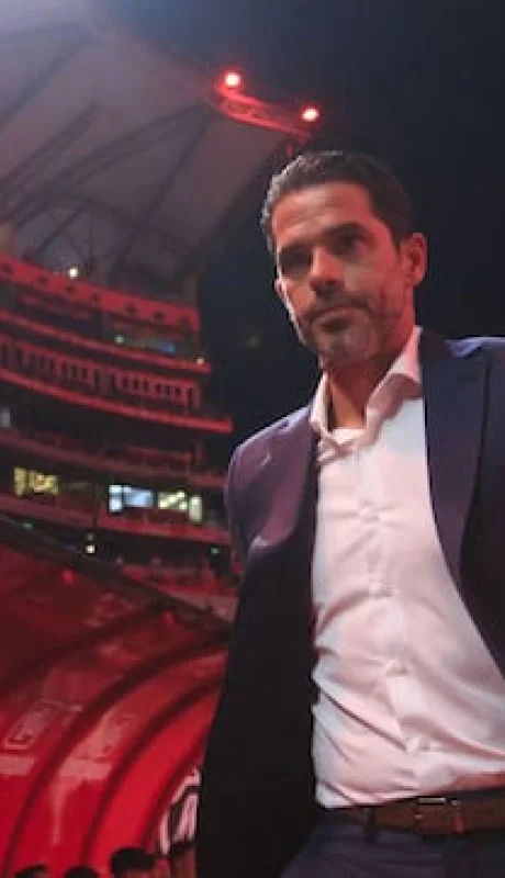 Fernando Gago es cuestionado en México