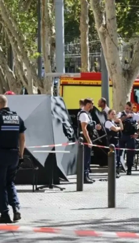 Un joven tunecino empezó su vorágine de locura en un hotel y continuó por las calles de la turística ciudad.