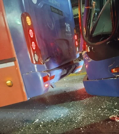 Choque en cadena entre tres colectivos/ Fuente: Ciudadano News