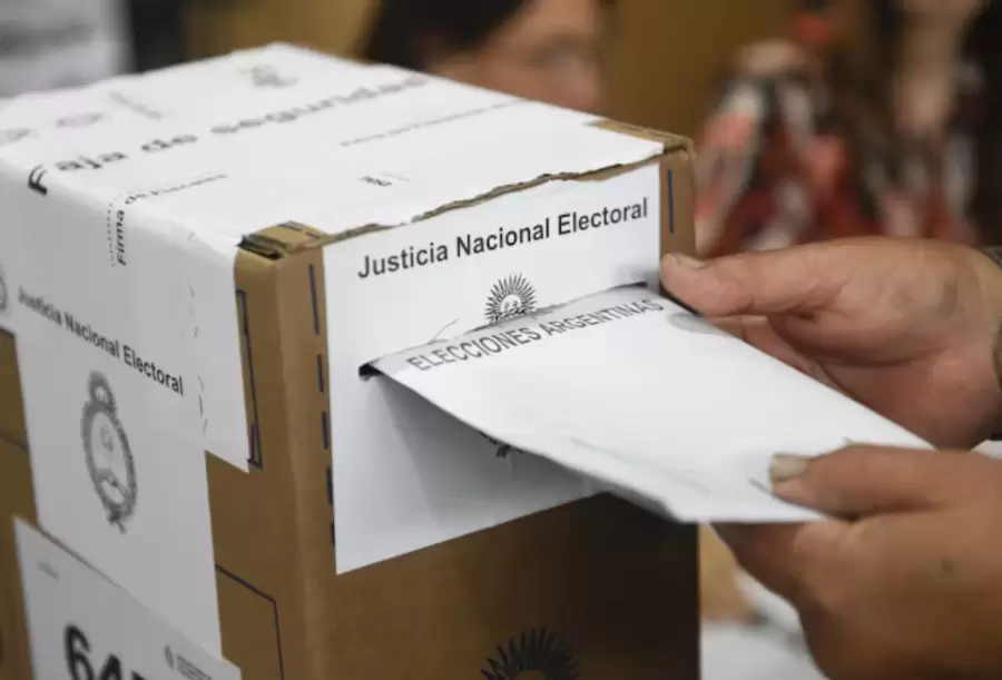 "Las elecciones de este domingo en la provincia de Buenos Aires son un anticipo de la elección nacional de octubre" (G. Slavinsky)