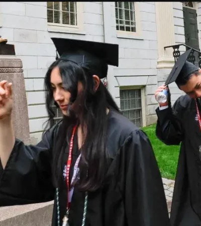 La prestigiosa universidad ha podido frenar, hasta ahora, las embestidas del presidente republicano.