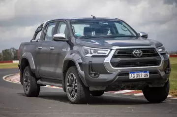 ¿Cuánto cuesta en septiembre la camioneta nacional más vendida de Argentina?