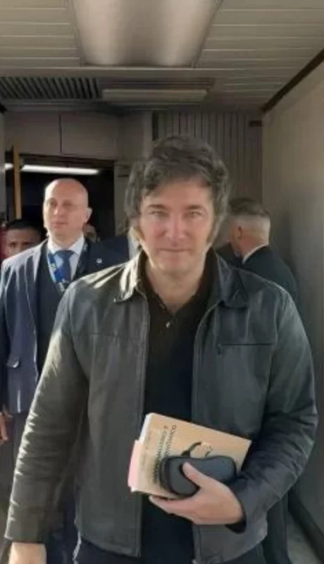 "En este caso, si bien no es tan marcado como en otros viajes, hay un lineamiento político con el trumpismo" (J. Negri)