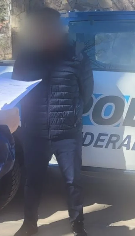 La PFA atrapó en Argentina a un hombre requerido por la justicia extranjera.
