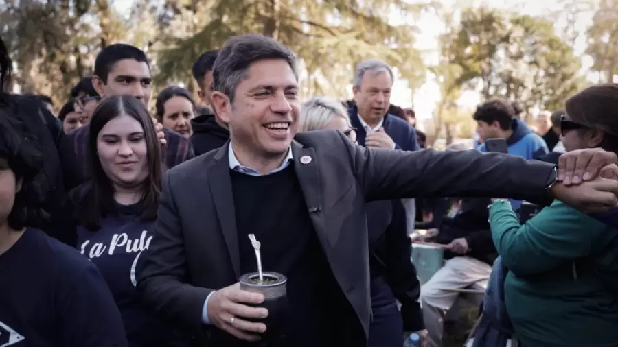 El Gobernador mateando en La Plata