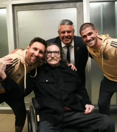 Leo Messi, Charly García, Rodrigo de Paul y Claudio Chiqui Tapia.