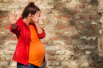 Ser madre sin perder la pareja: claves para la nueva intimidad en el posparto