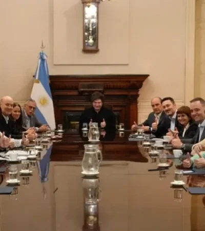 El Presidente y todos los ministros./