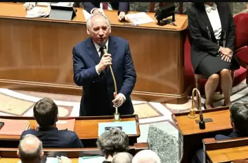 Francia: el parlamento tumbó al primer ministro François Bayrou